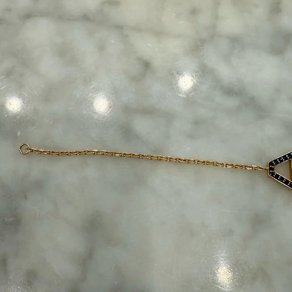 Walters Faith 18k Hexagon Sapphire bracelet - Picture 7 of 8